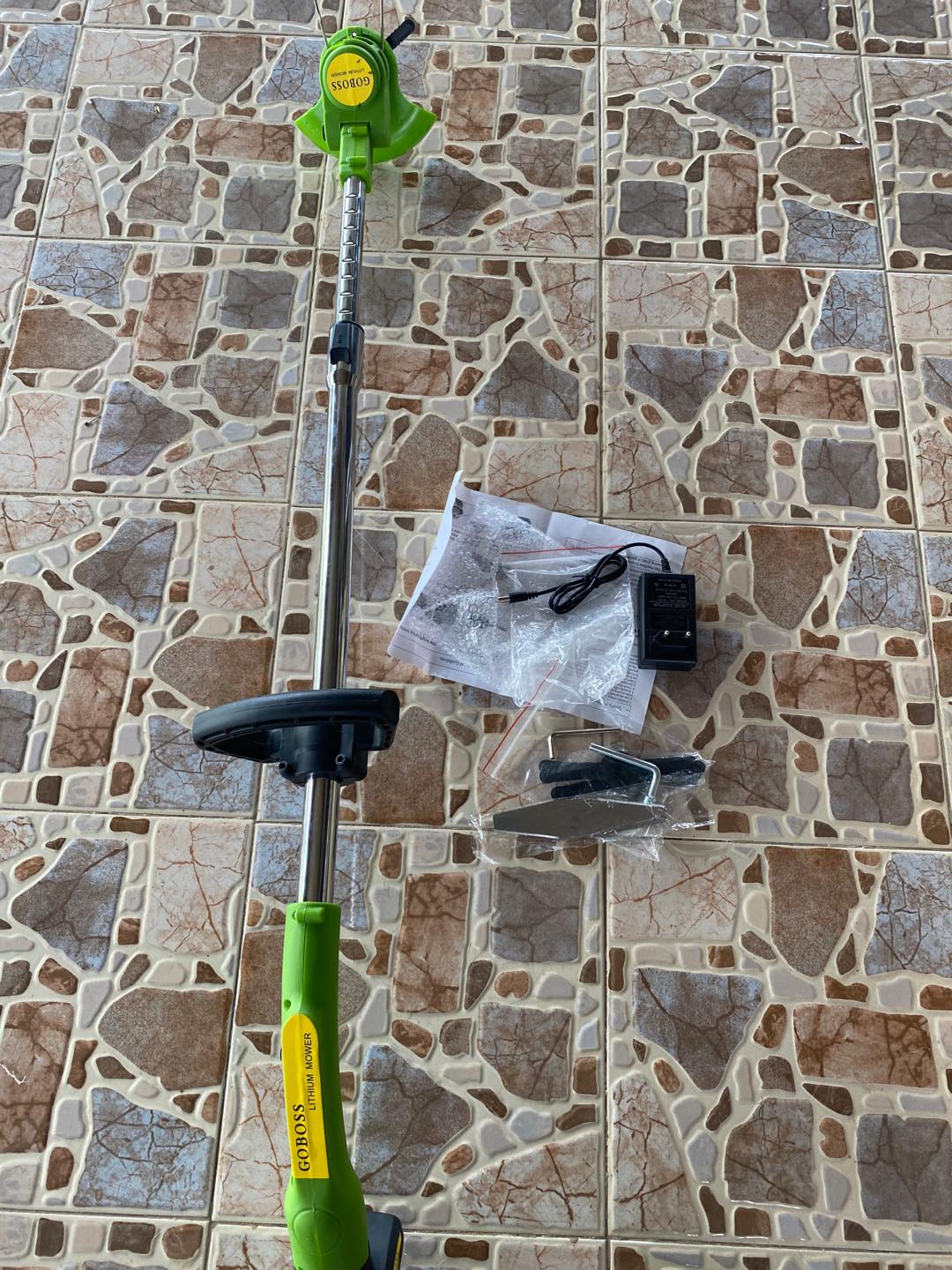 เครื่องตัดหญ้าไร้สาย GOBOSS 24V ของแท้ แบตก้อนใหญ่