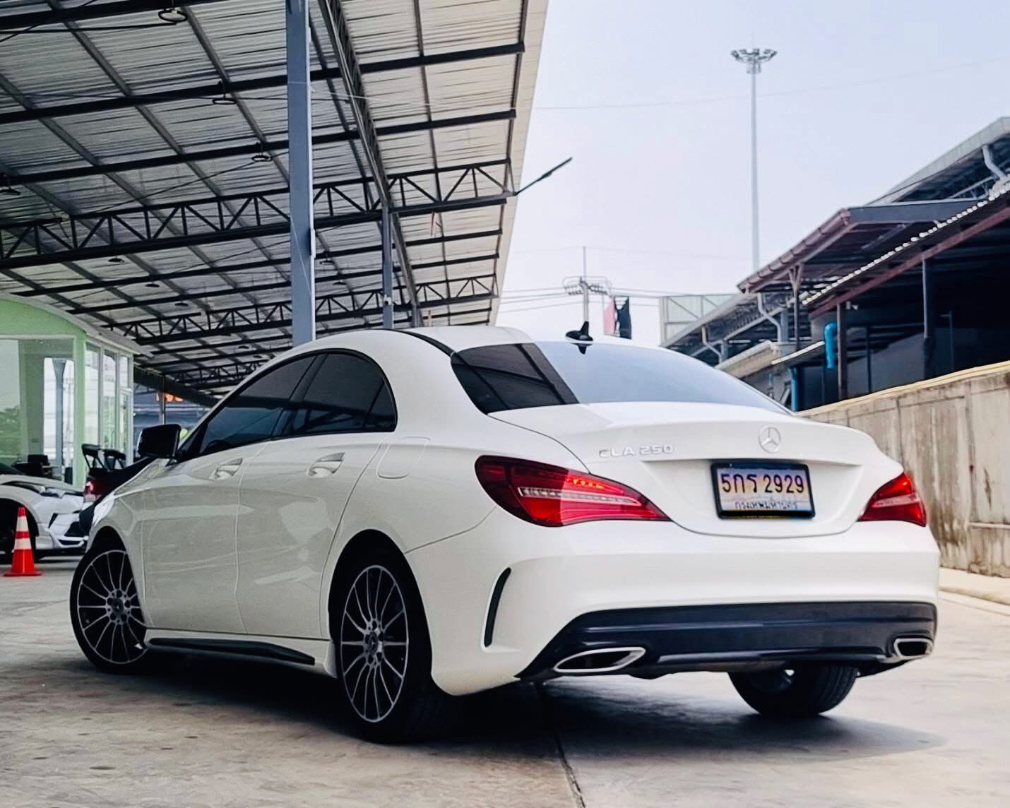 Mercesdes Benz CLA250 AMG Dynamic White Art Edition W117 ปี 2019