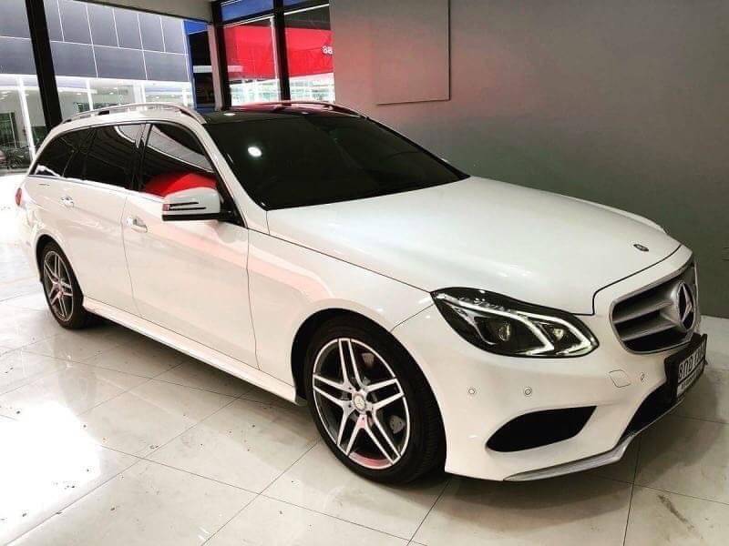 Mercedes Benz E300 Estate 2.1 AMG Hybrid (CBU) ปี 2015