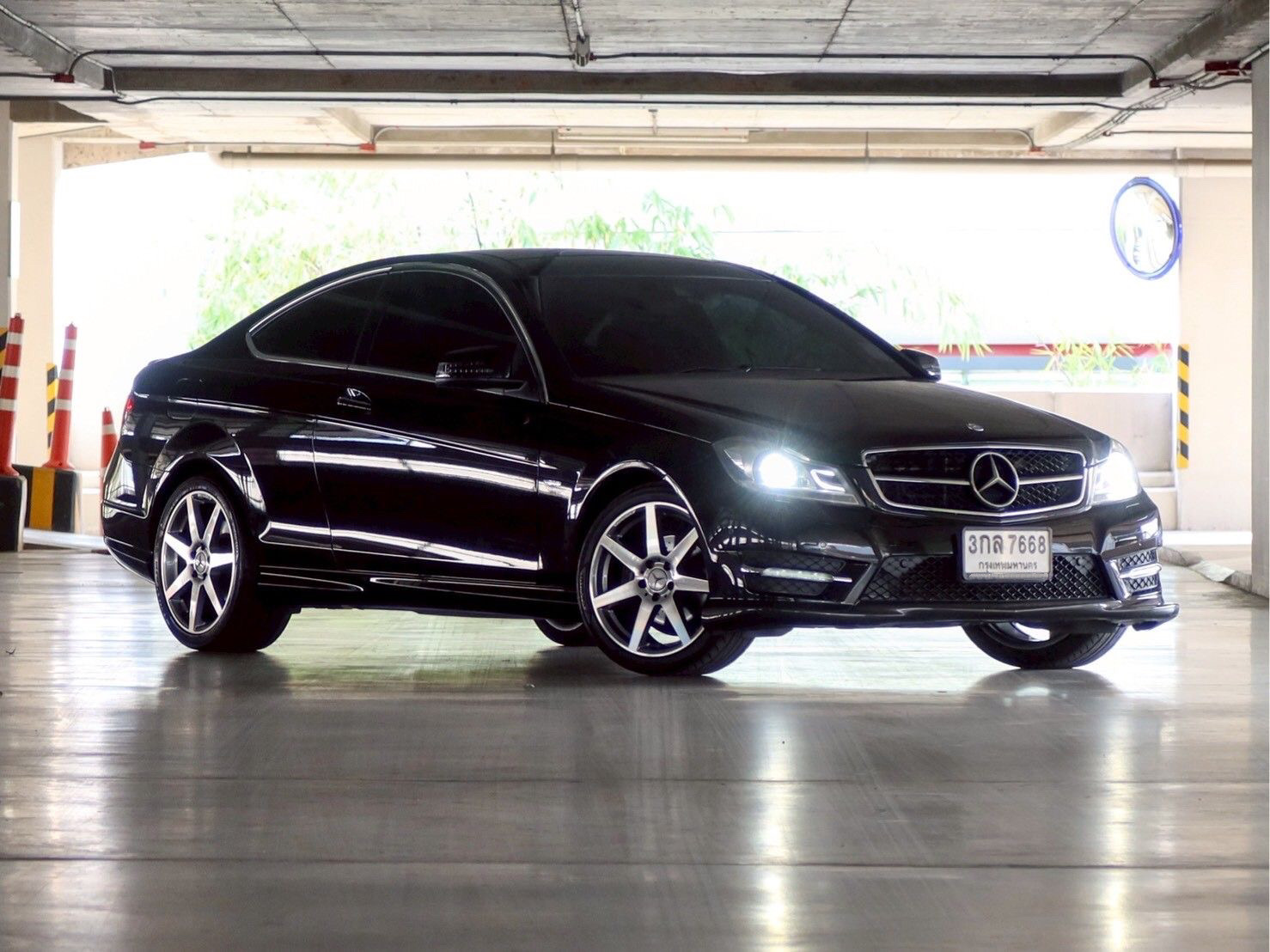 Mercedes Benz C250 BlueEFFICIENCY Coupe EDITION 1 ปี 2012