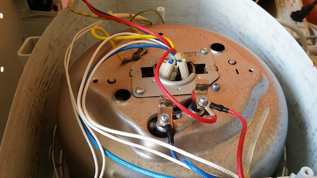 ซ่อมหม้อหุงข้าว ยี่ห้อ PHILIPS รุ่น HD3030 อาการเปิดไม่ติดเครื่องไม่ทำงาน