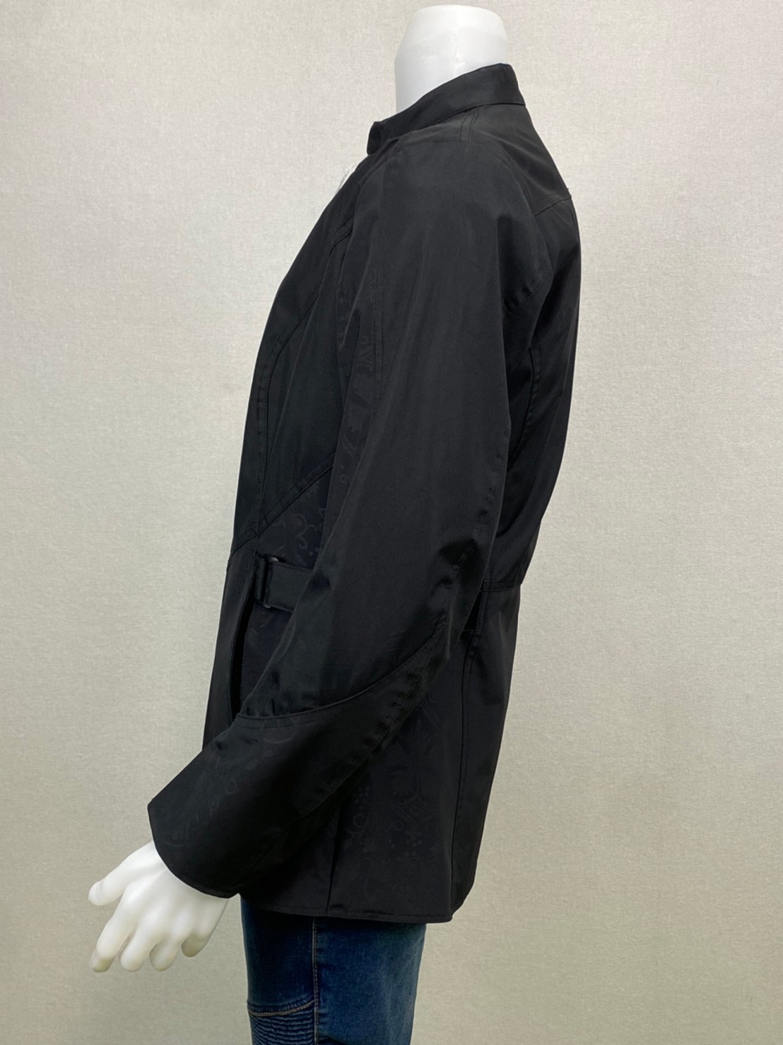 เสื้อขี่มอเตอร์ไซด์( มือสอง) RCTA 224 อก 42" ยาว 29" ยี่ห้อ**ixon**