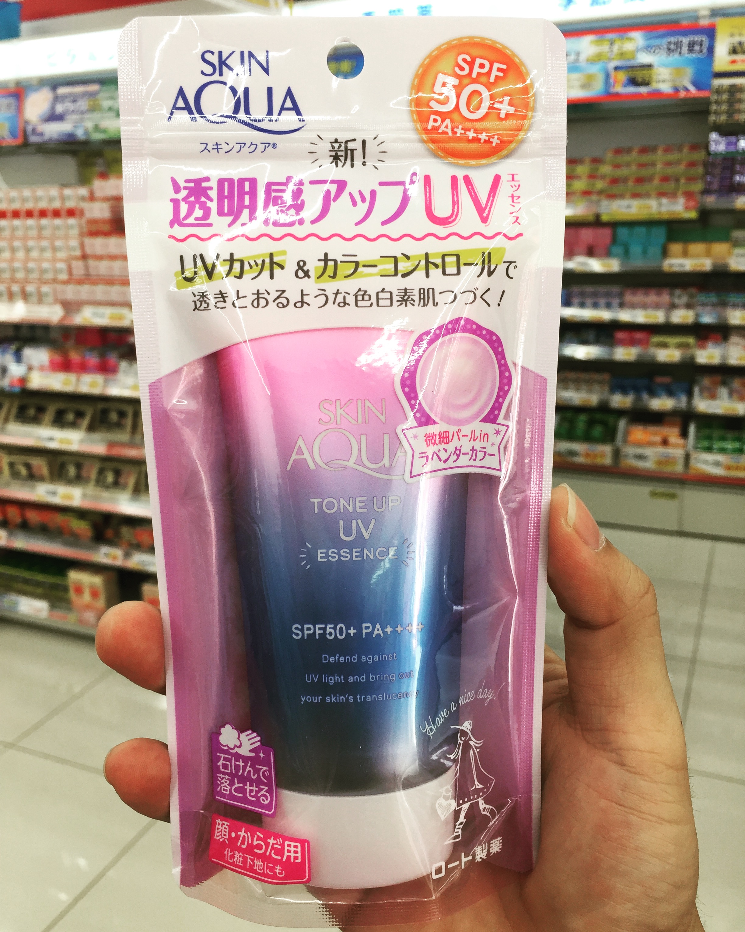 🔥(Best Seller) ครีมกันแดด ROHTO SKIN AQUA Tone Up UV Essence SPF50+ PA++++