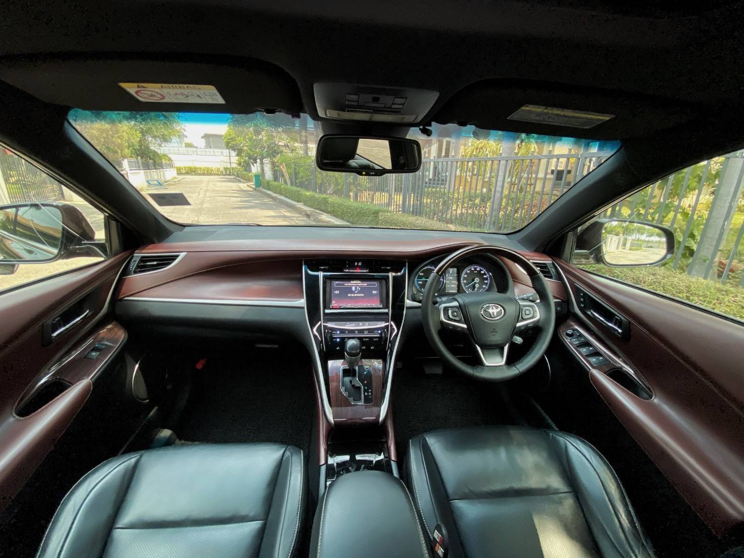 Toyota Harrier 2.5 HV Hybrids Premium Package ปี 2014