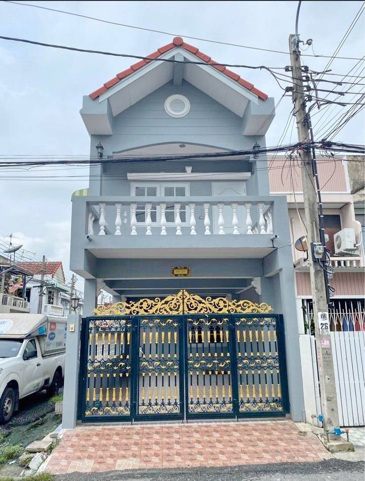 ให้เช่าทาวน์เฮ้าส์ หมู่บ้านร่มโพธิ์ทอง2 บ้านเปล่าหลังมุม