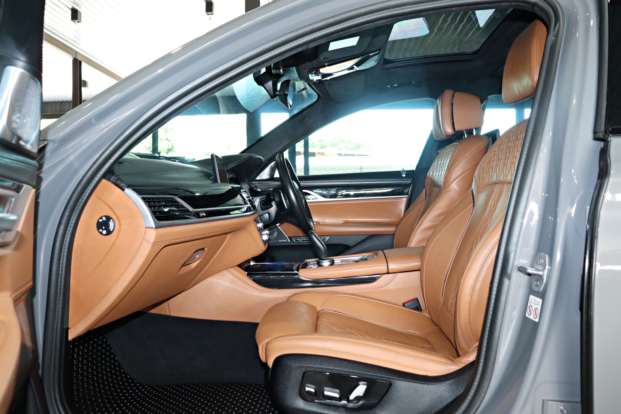 BMW 745Le xDrive M Sport (G12 LCI) ปี 2020
