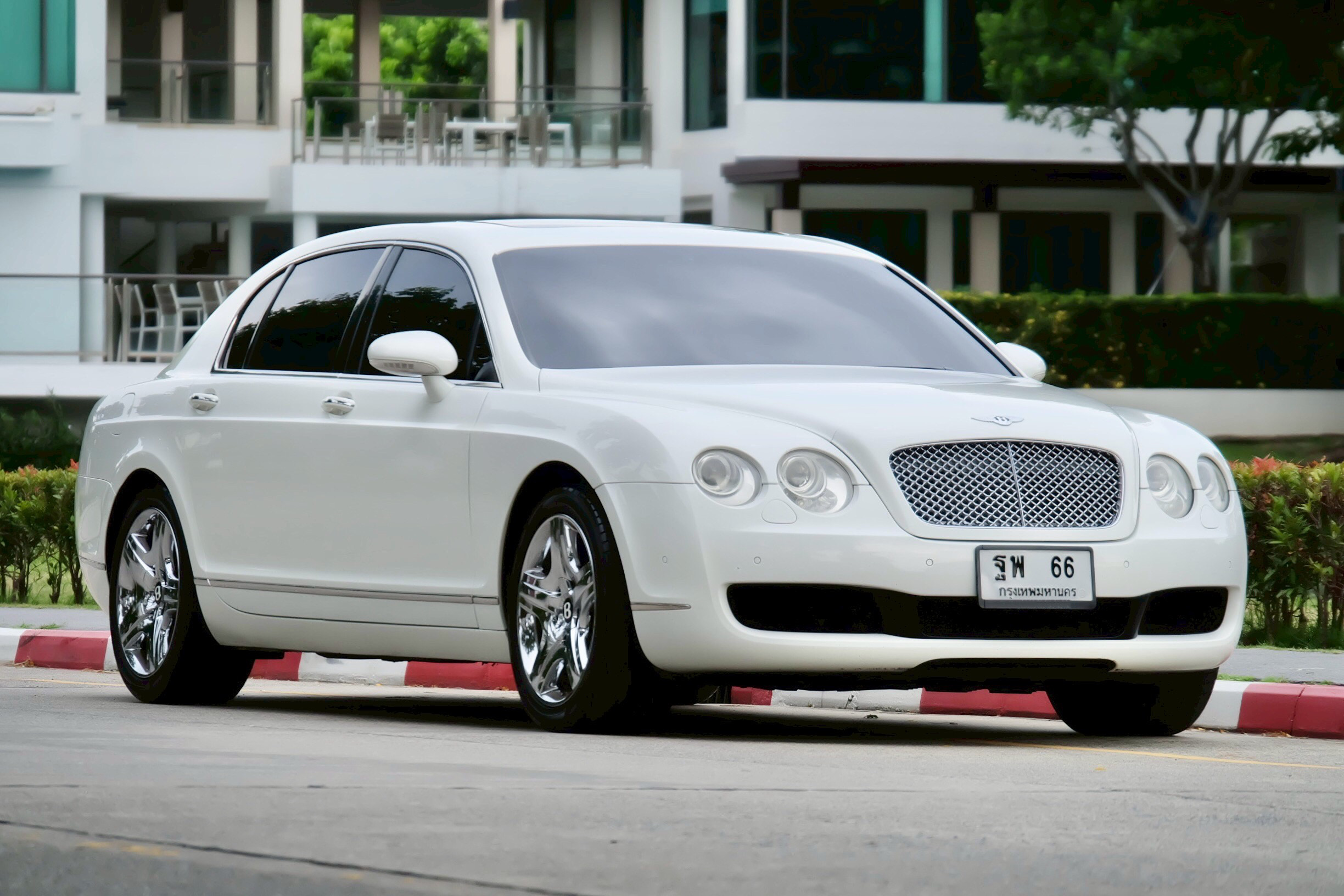 Bentley Flying Spur 6.0L W12 ปี 2013
