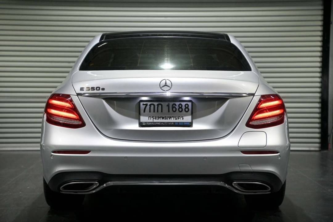 Mercedes-Benz E350e AMG ปี 2018
