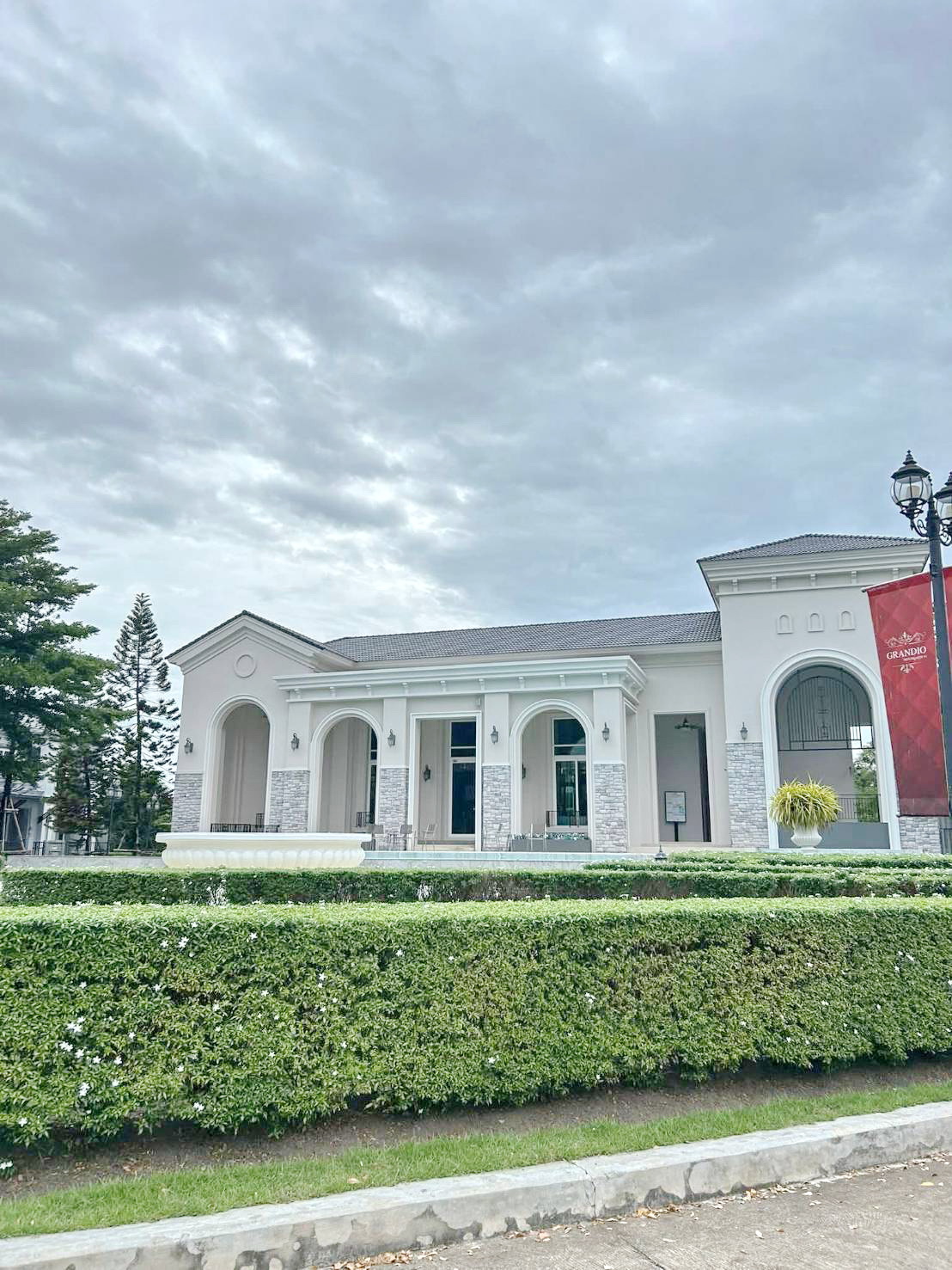 บ้านเดี่ยวหรูให้เช่า แกรนดิโอ เพชรเกษม81