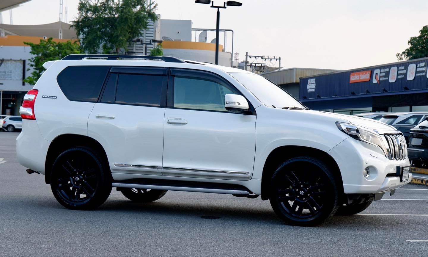Toyota Land Cruiser Prado 150 3.0Diesel 60th Anniversary Edition ปี 2012