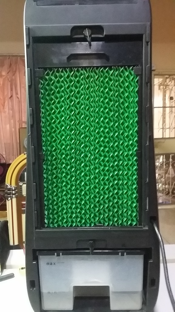 ซ่อมพัดลมไอเย็น ยี่ห้อ VAARENTA รุ่น SW-30 อาการใบพัดลมหมุนช้า