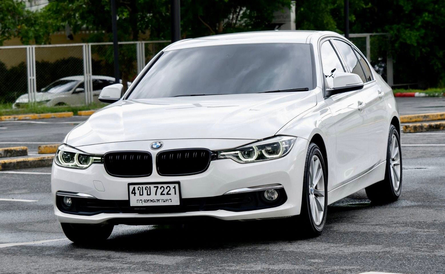 BMW F30 320I LCI Minorchnage ปี 2016