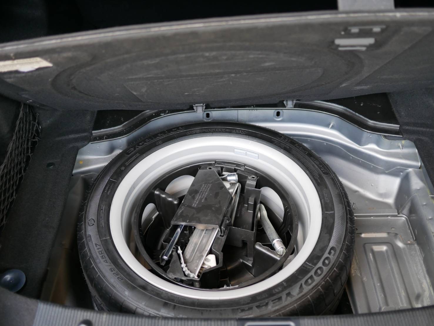 Mercedes Benz C230 2.5 AVANTGARDE ปี 2010