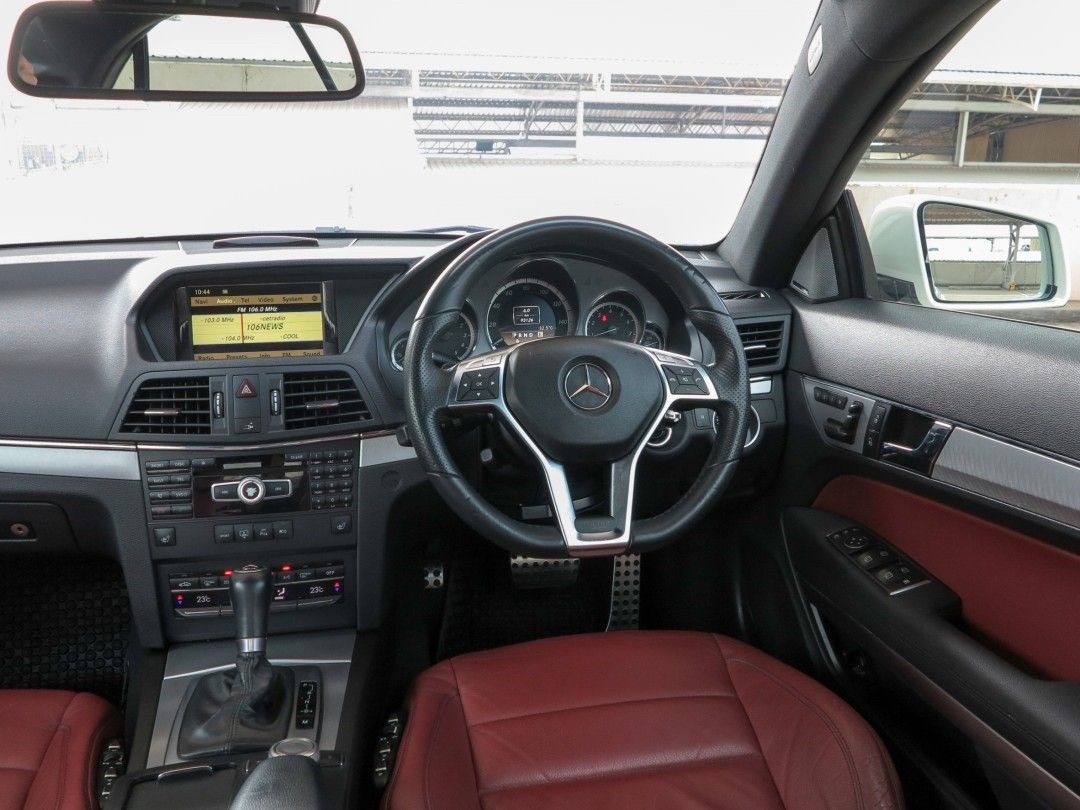 Mercedes Benz E200 CGI Coupe AMG Sport ปี 2012