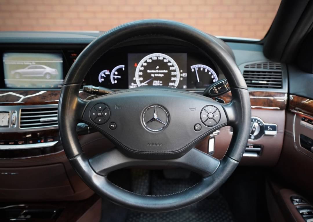 Benz S300L W221 ปี 2011