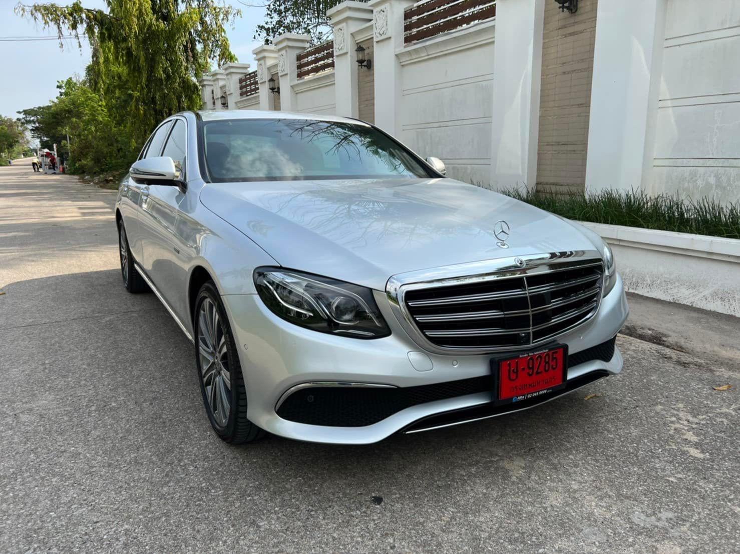 Mercedes-Benz E300e Exclusive ปี 2020