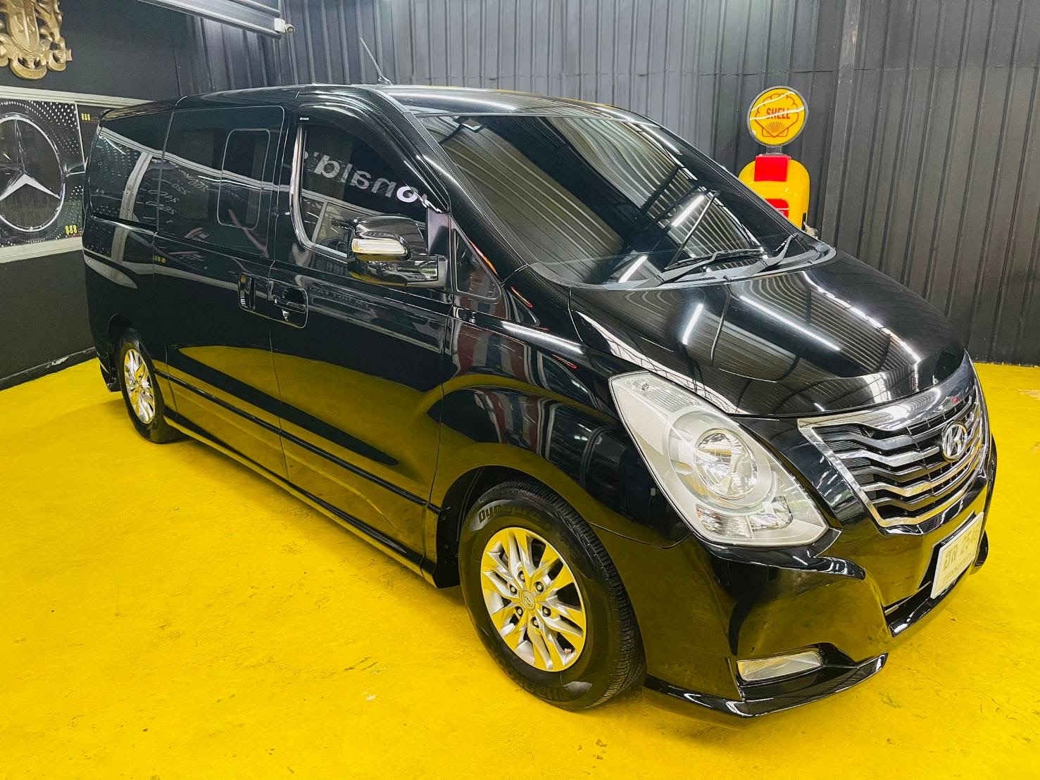 Hyundai H-1 DELUXE ปี 2015