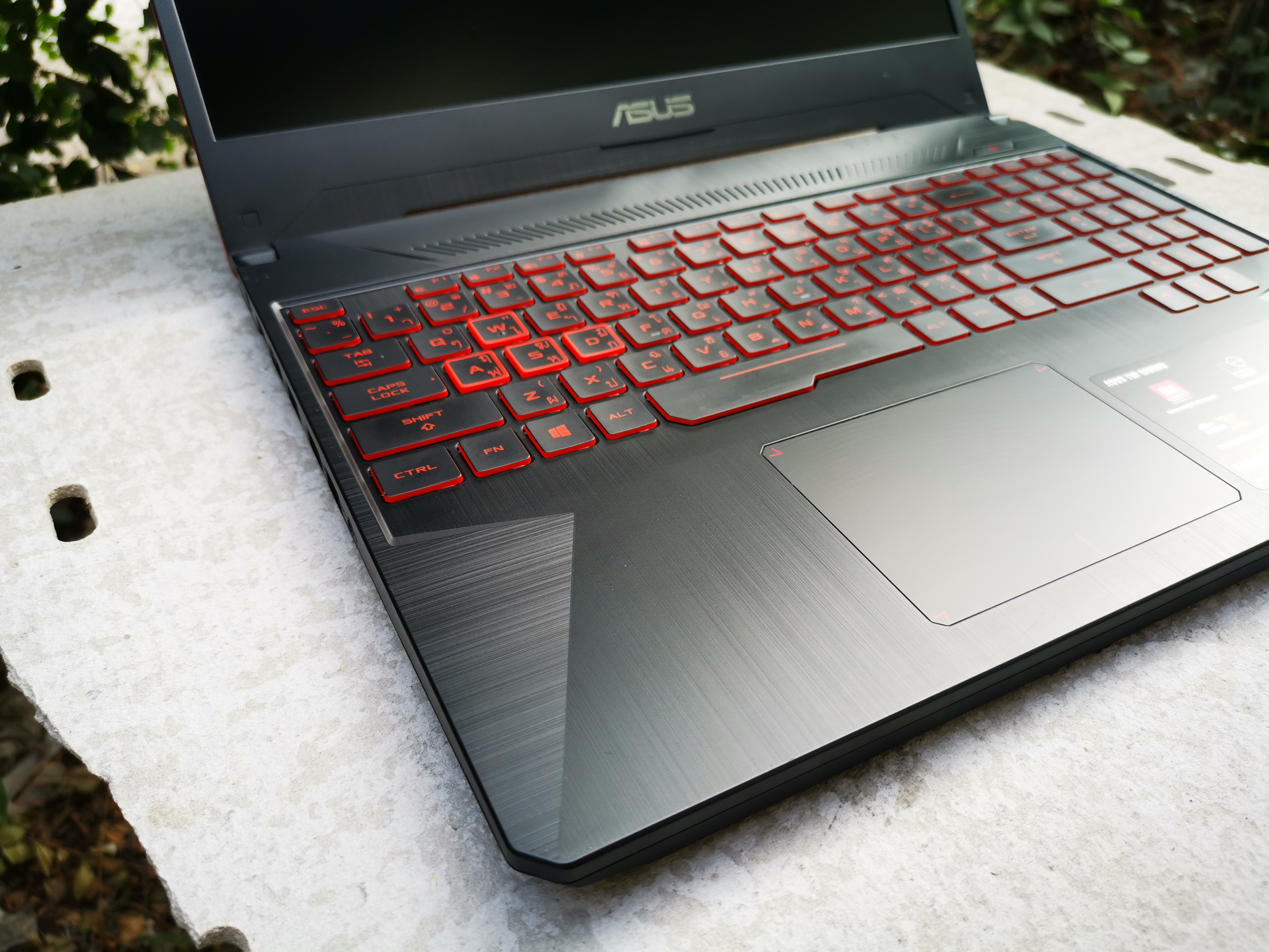 Asus TUF Gaming FX505DY-AL012T