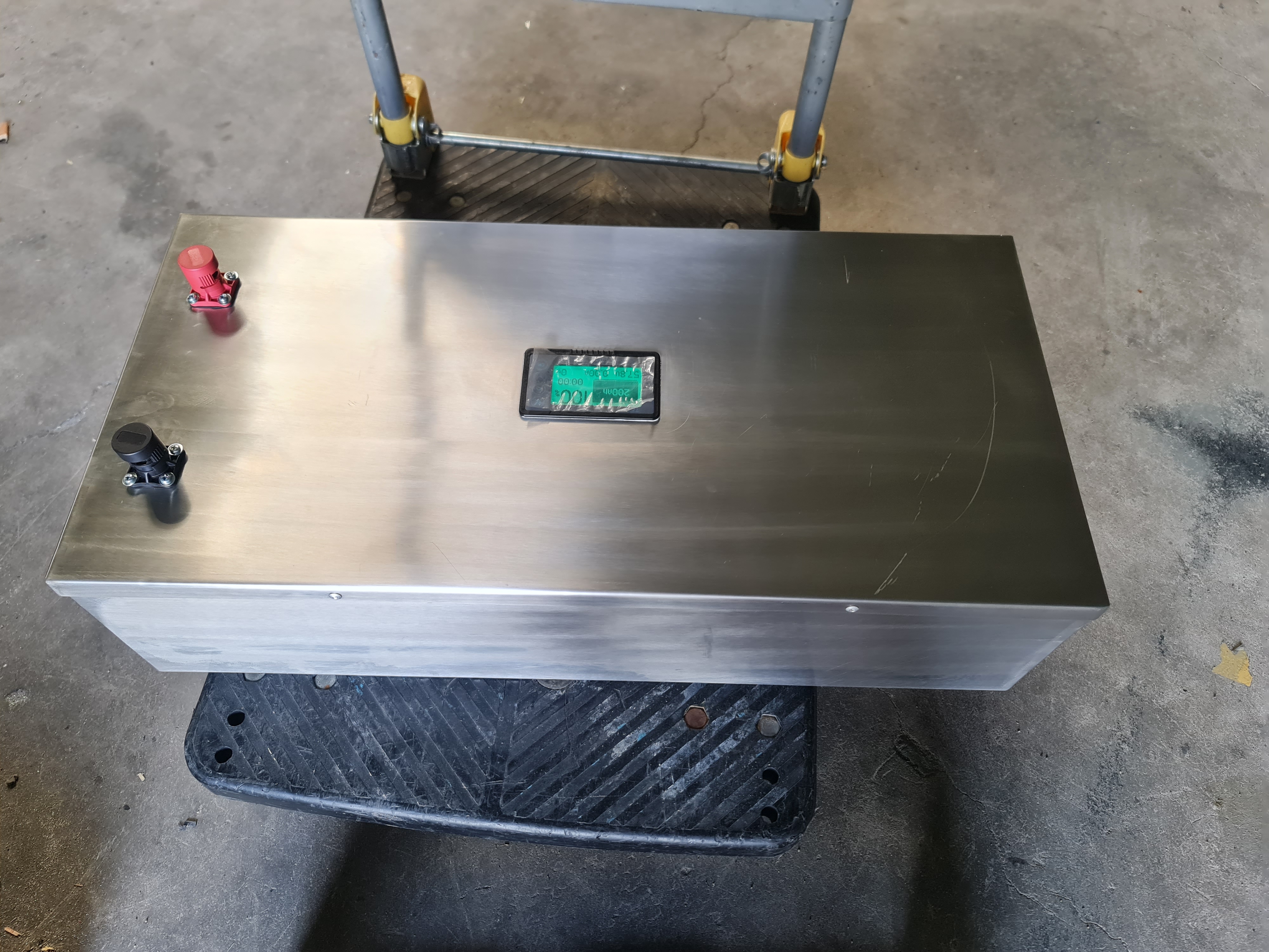แบตเตอรี่ลิเทียม NMC 48v 200ah 10kwh สำหรับงานโซล่าเซลล์