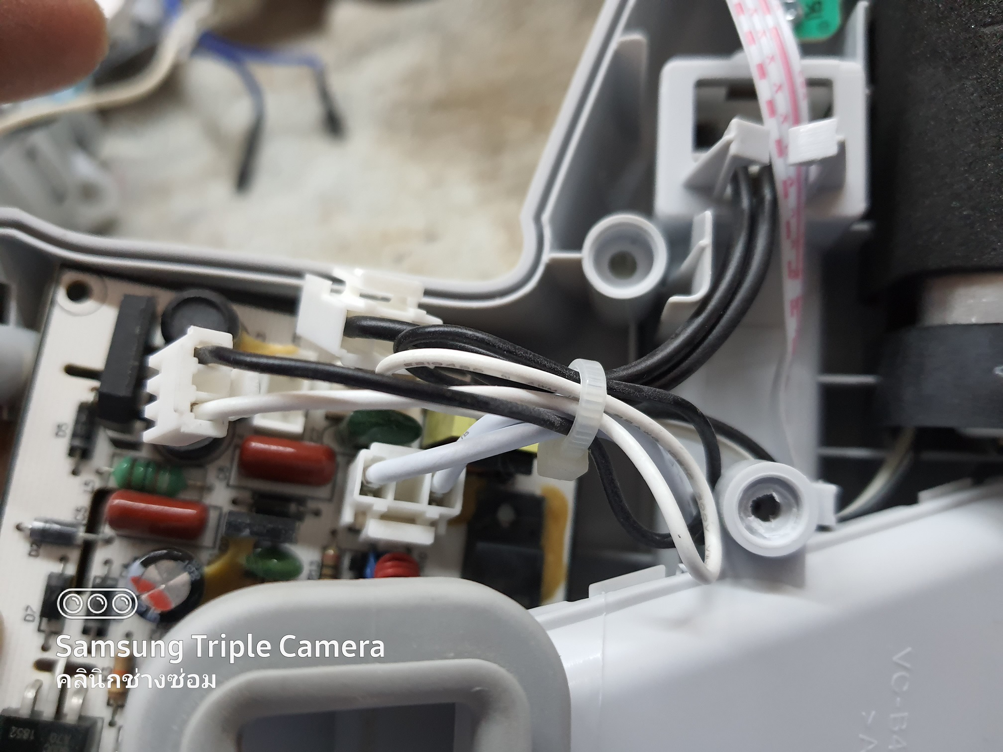 ซ่อมเครื่องดูดไรฝุ่น ยี่ห้อ JIMMY รุ่น JV11 อาการเครื่องไม่ทำงาน