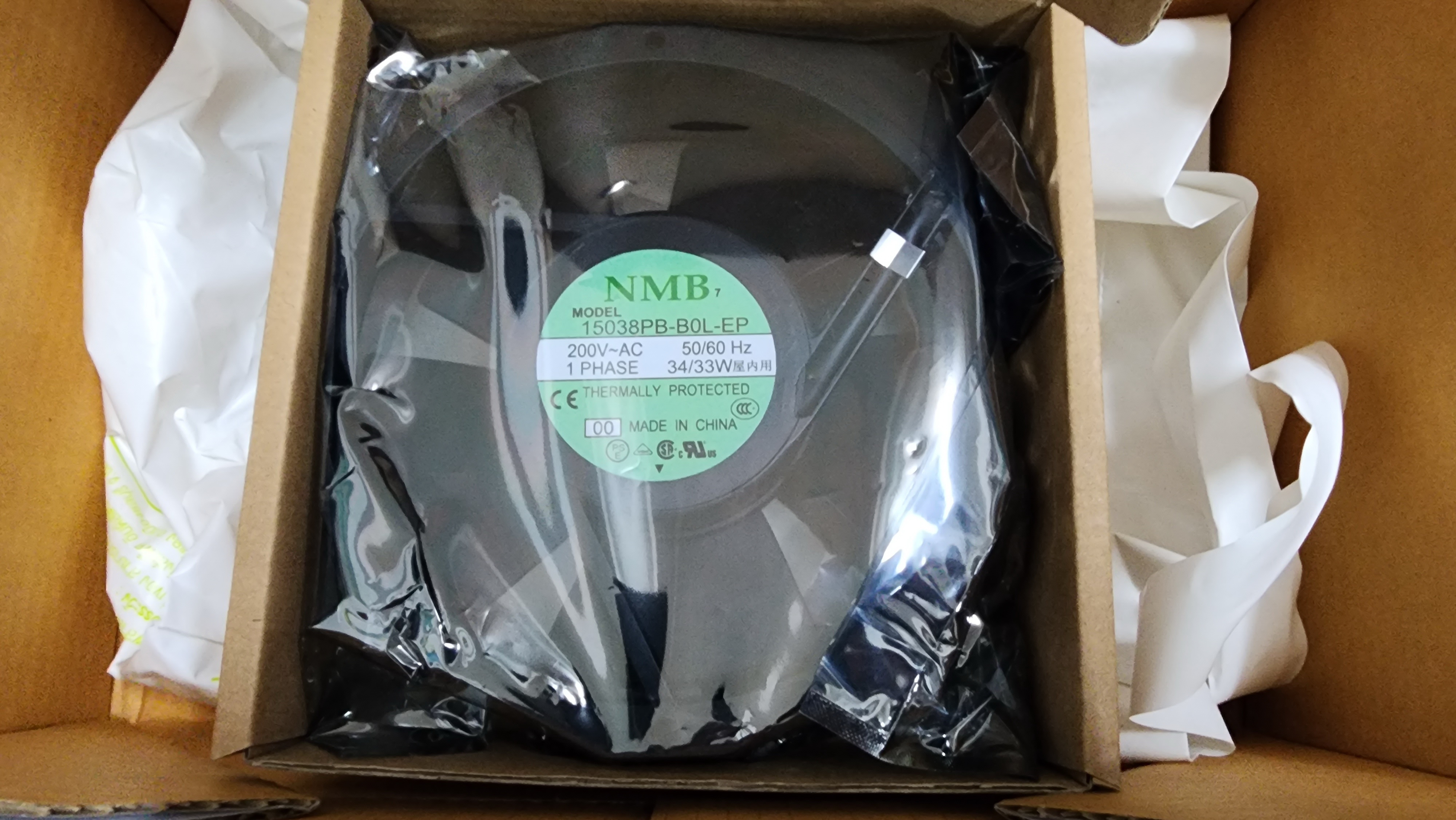 พัดลม รุ่น 15038PB-B0L-EP ไฟ 200Vac