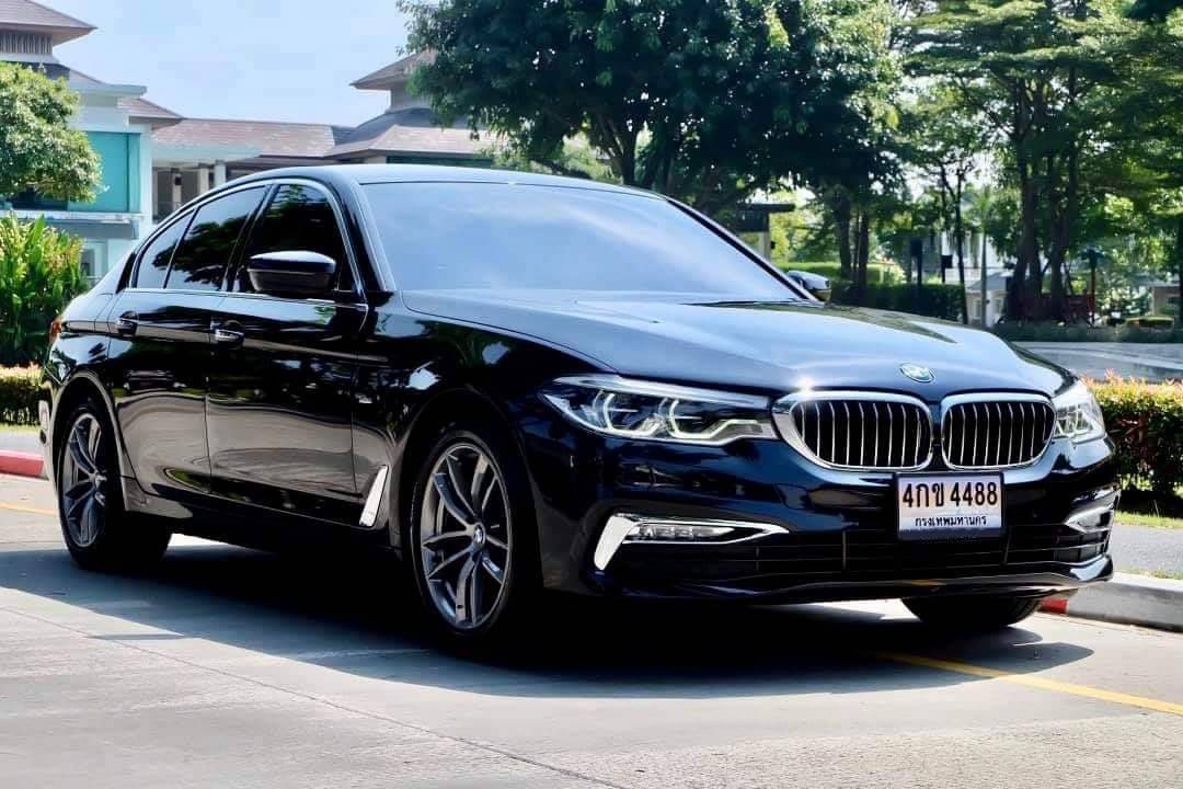 Bmw Series 5 G30 520D ปี 2017