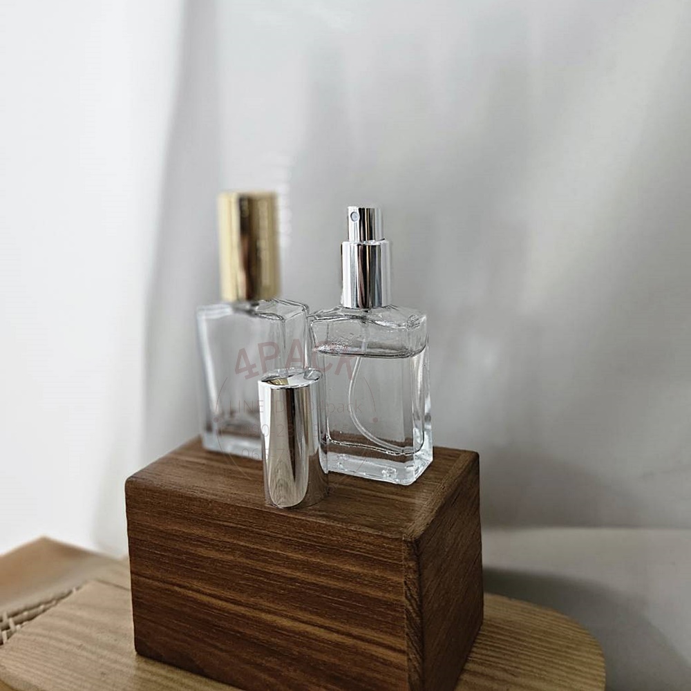 (กล่องละ 140ใบ)ขวดแก้ว30ml ทรงแบน +ฝาสเปรย์ เงิน/ทอง