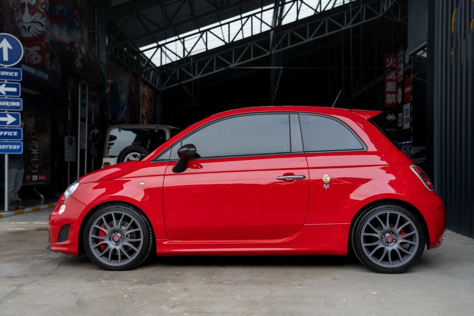 FIAT ABARTH 695 TRIBUTO FERRARI Limited Edition ปี 2012