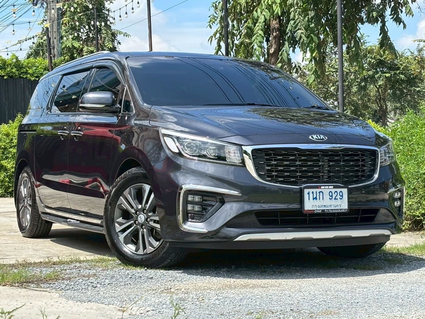 Kia Grand Carnival 2.2 SXL ปี 2018