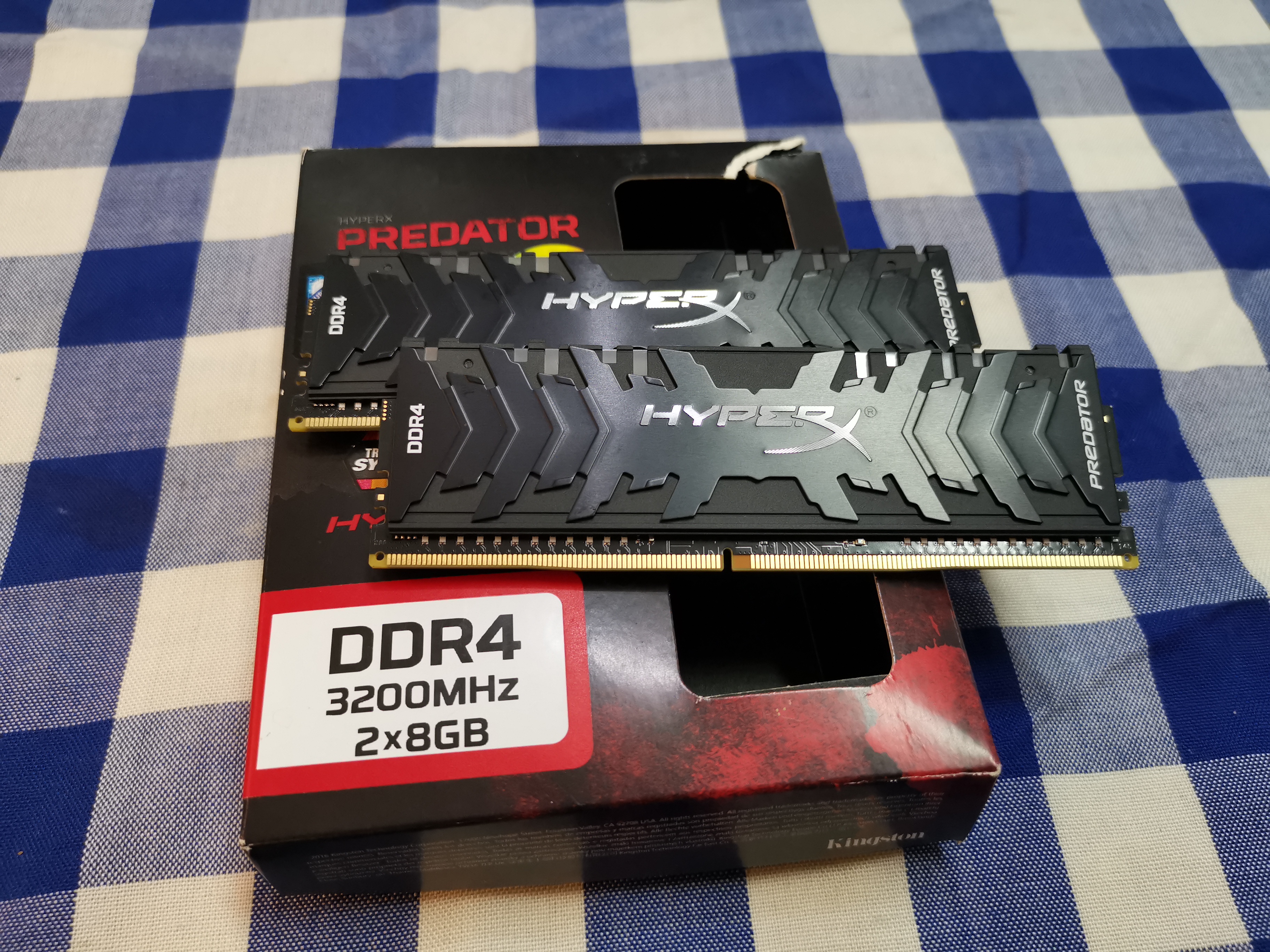 Ram HyperX PREDATOR RGB 16GB (8GBx2) DDR4/3200