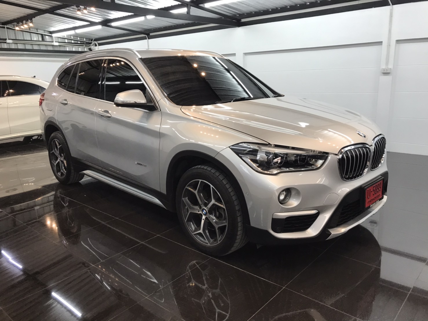 BMW X1 1.8 XLine ปี 2017