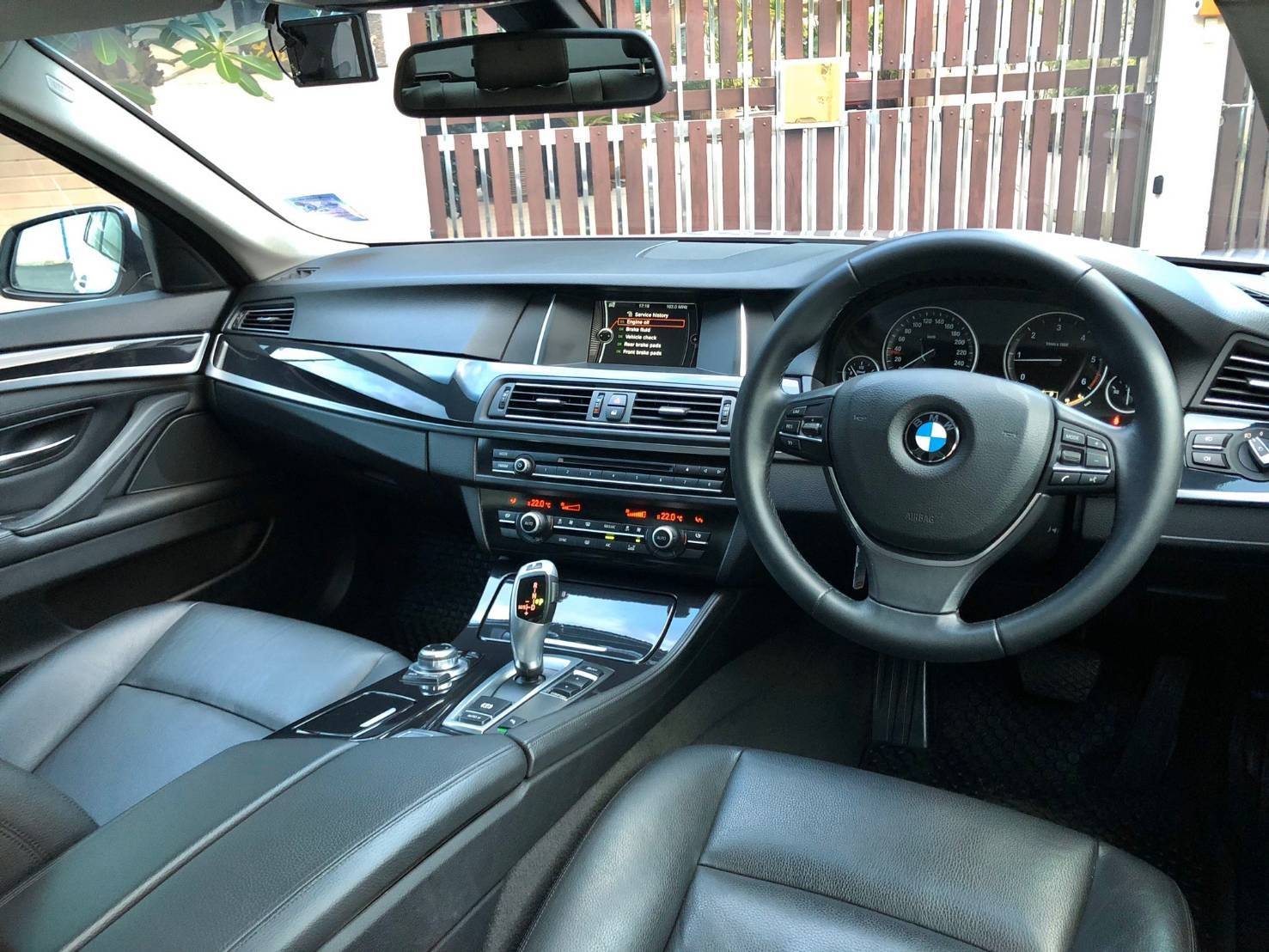 BMW 520d Lci โฉมใหม่แล้ว F10 ปี 2014 แท้