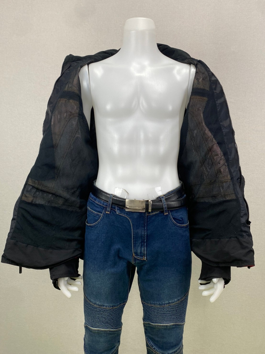 เสื้อขี่มอเตอร์ไซด์( มือสอง) RCTA 244 อก 54" ยาว 29" ยี่ห้อ**reima**