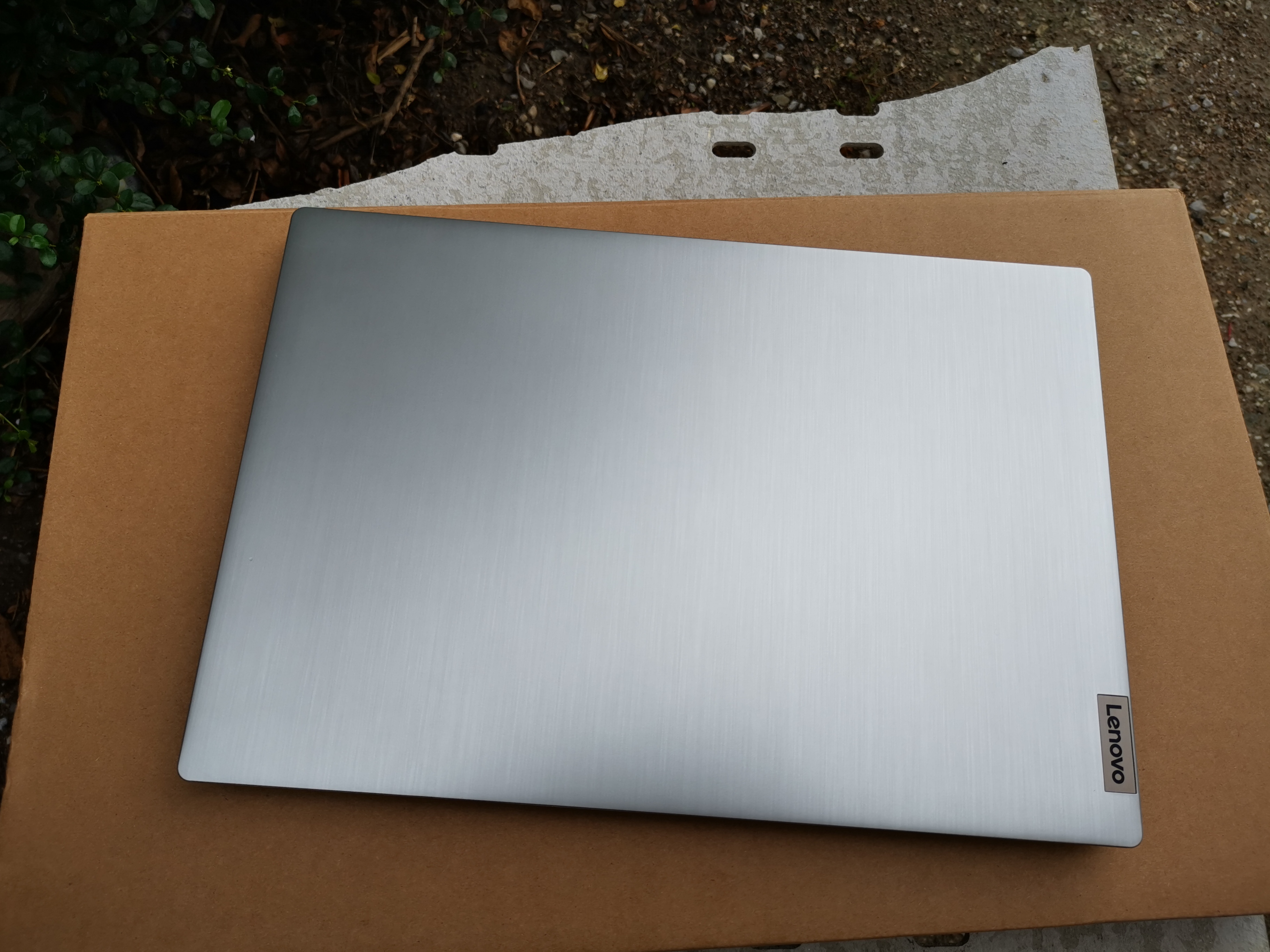 Lenovo IdeaPad 3 15IIL0-81WE00YYTA
