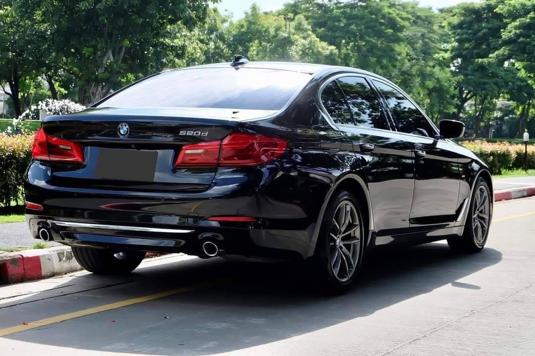 Bmw Series 5 G30 520D ปี 2017