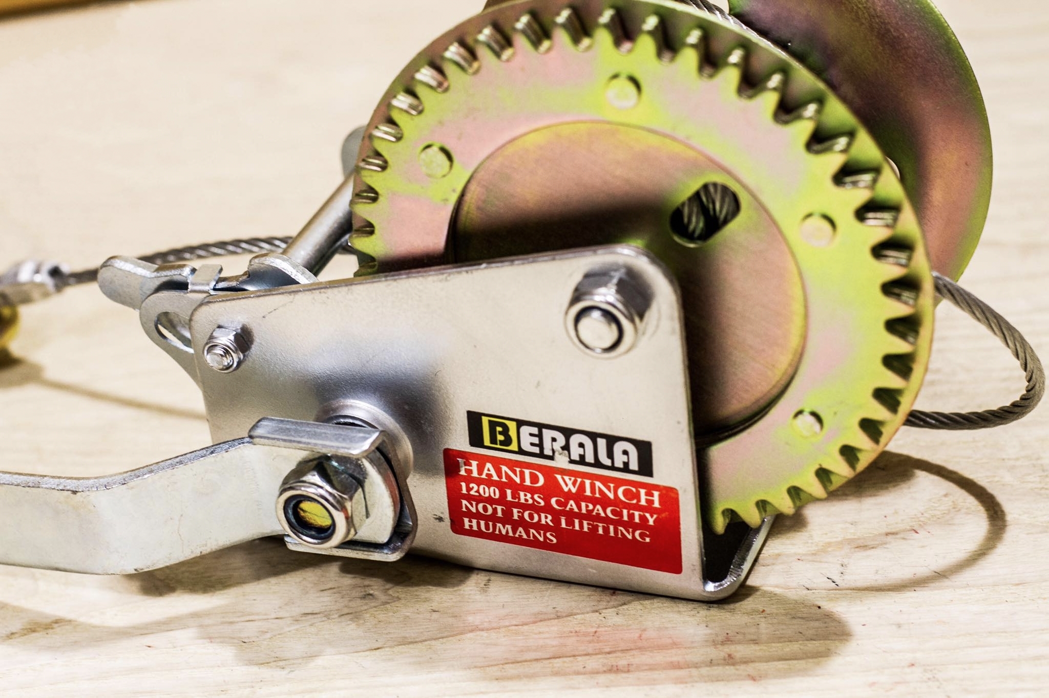 รอกสลิง มือหมุน BERALA 1200 ปอนด์ (ขนาด 545.5 กิโลกรัม) สลิงยาว 10 เมตร หนา 4.5 มิล