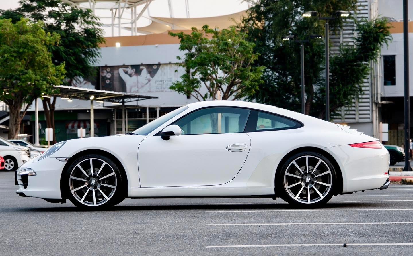 Porsche Carrera Coupe 991.1 3.4L PDK จดทะเบียนปี 2014