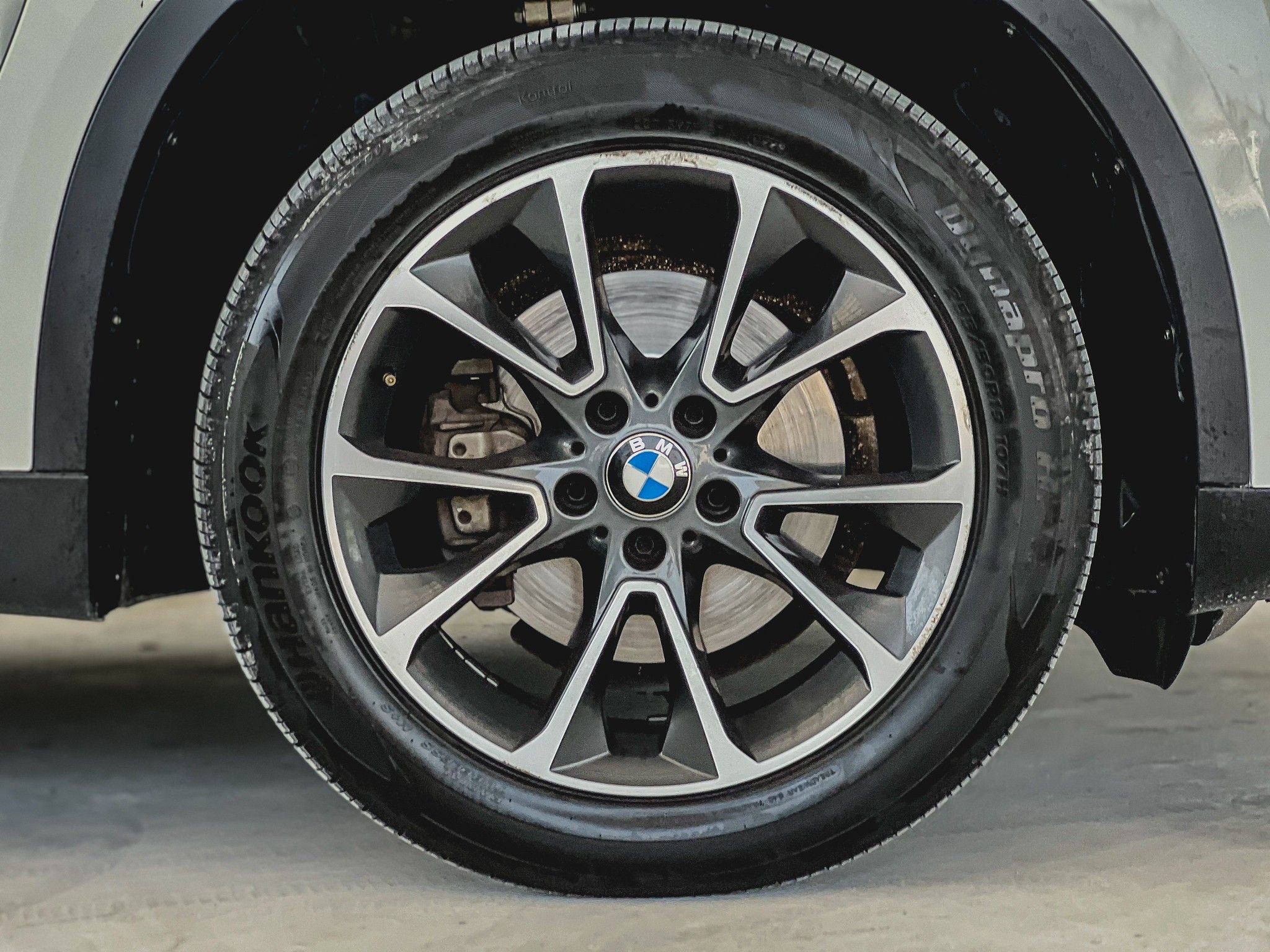 BMW X5, sDrive25d โฉม F15 สีขาว ปี 2015