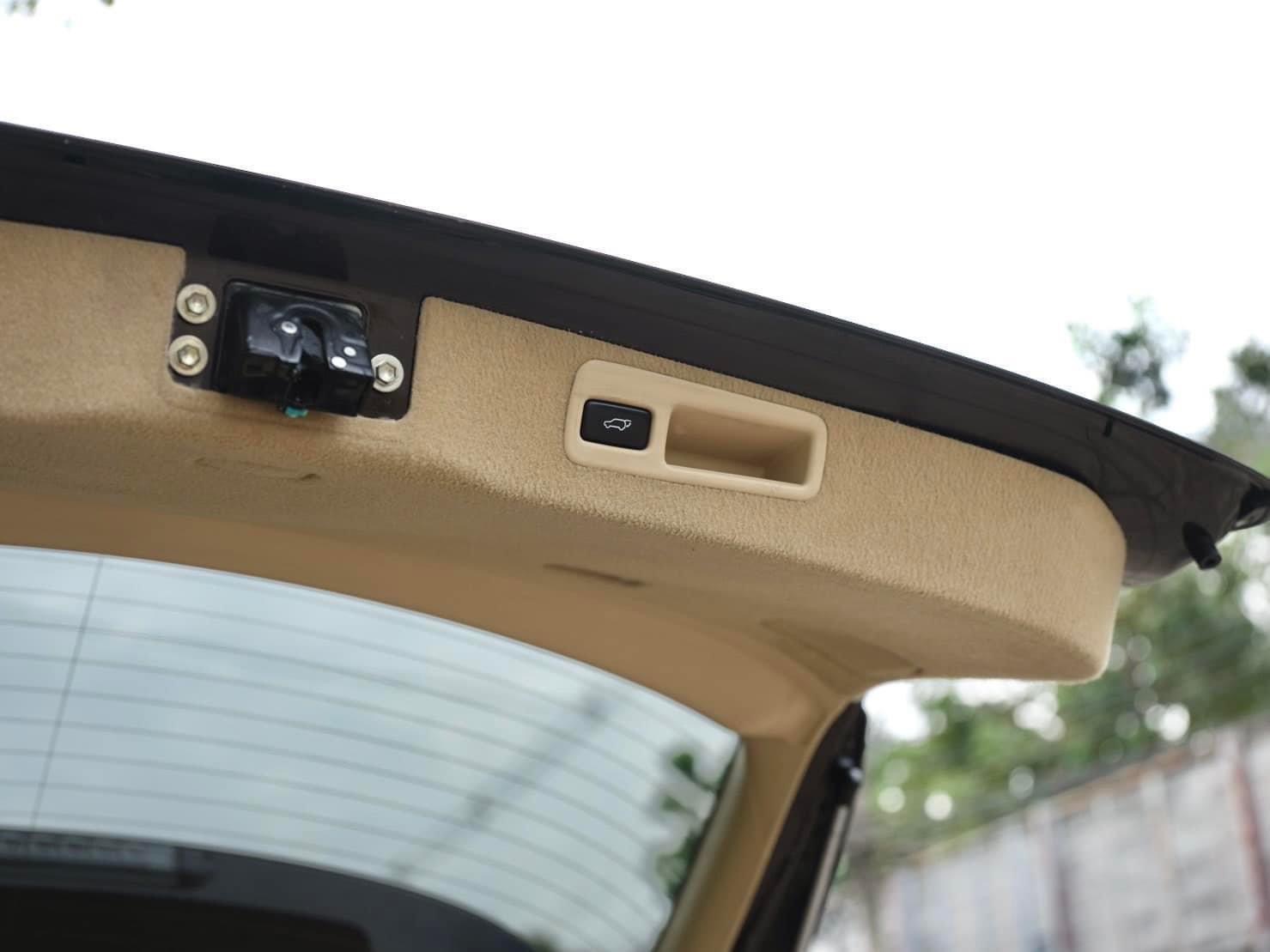 Lexus RX270 Premium Package (Sunroof) ปี 2011
