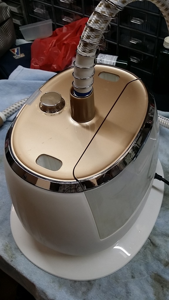 ซ่อมเตารีดไอน้ำ ยี่ห้อ CAMEL อาการไอน้ำไม่ออกและมือจับร้อนมาก