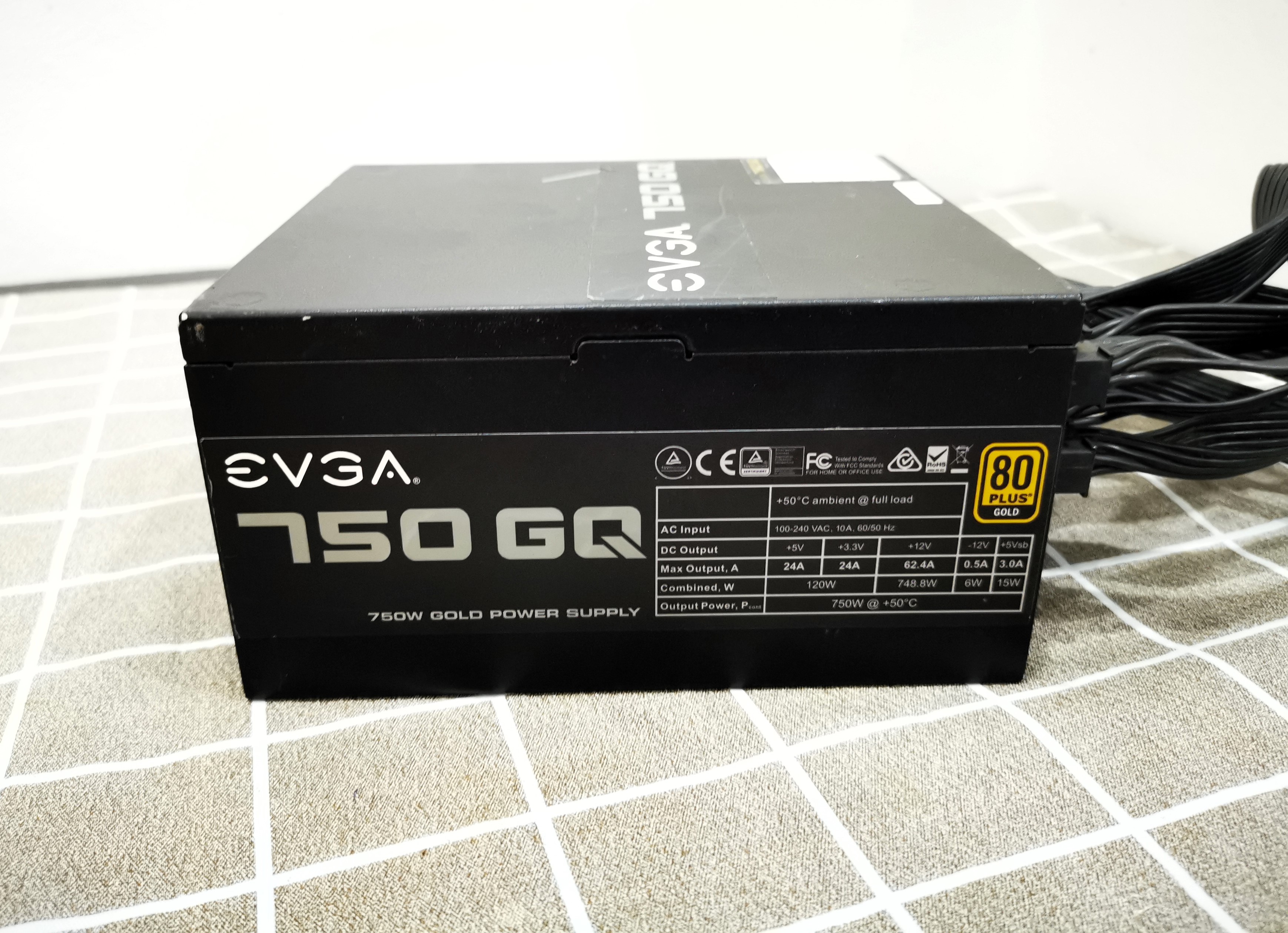 PSU EVGA 750GQ 750W (80+ Gold)