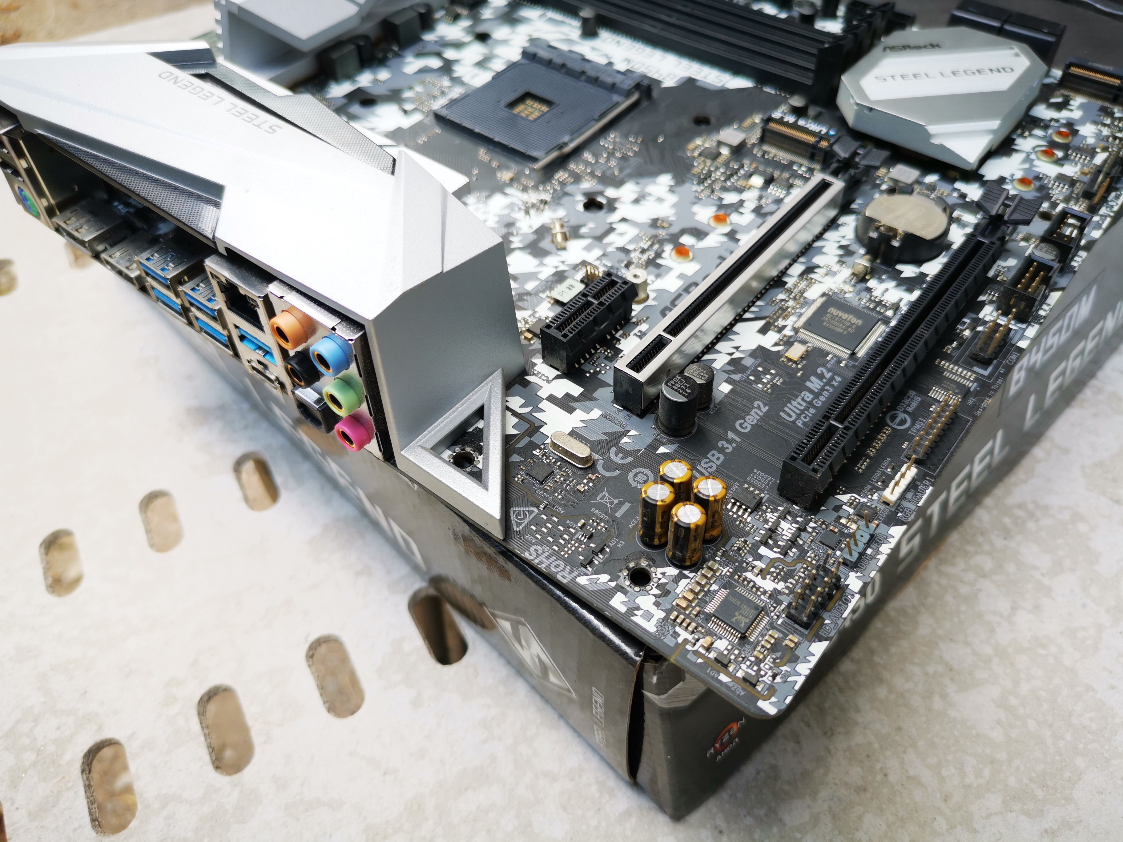 ASRock B450M Steel Legend