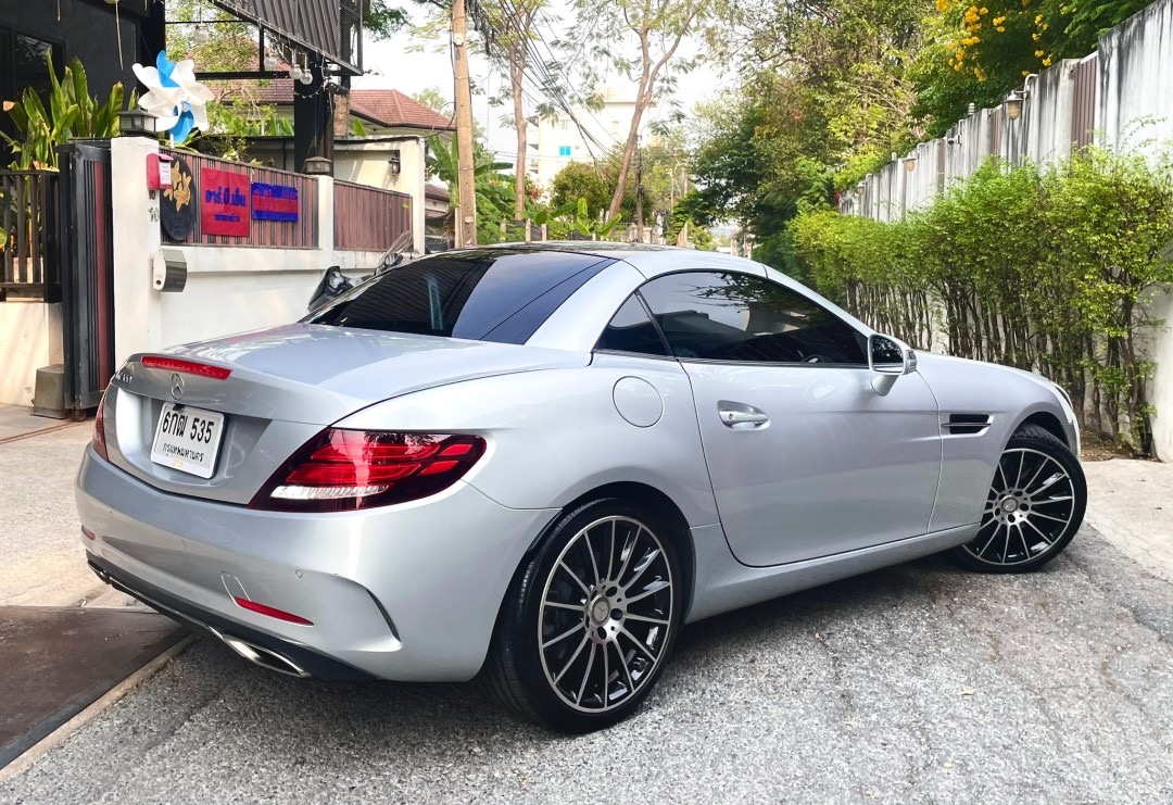 Mercedes-Benz SLC300 ปี 2017