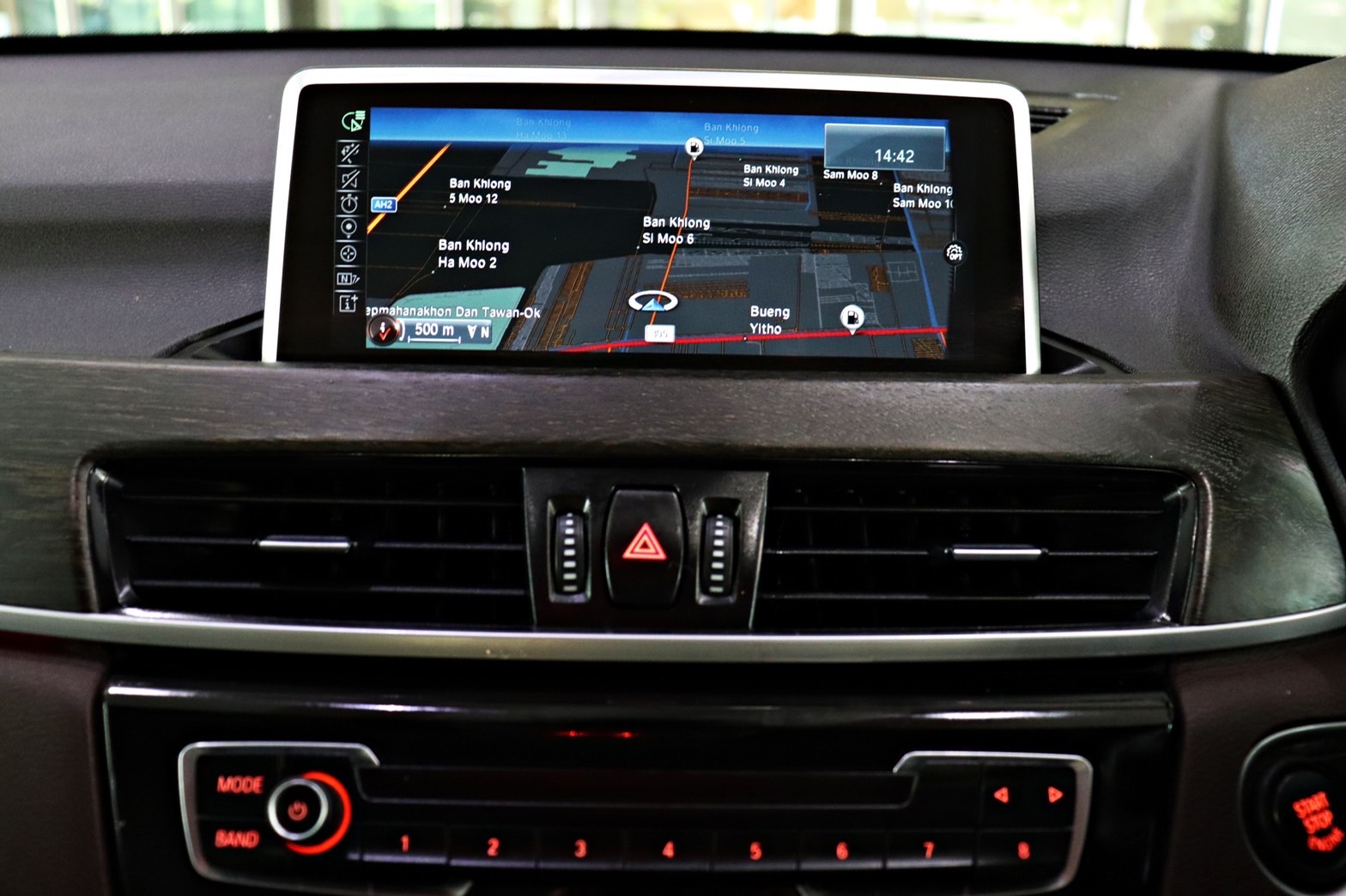 BMW X1 sDrive18d X-Line (F48) ปี 2016