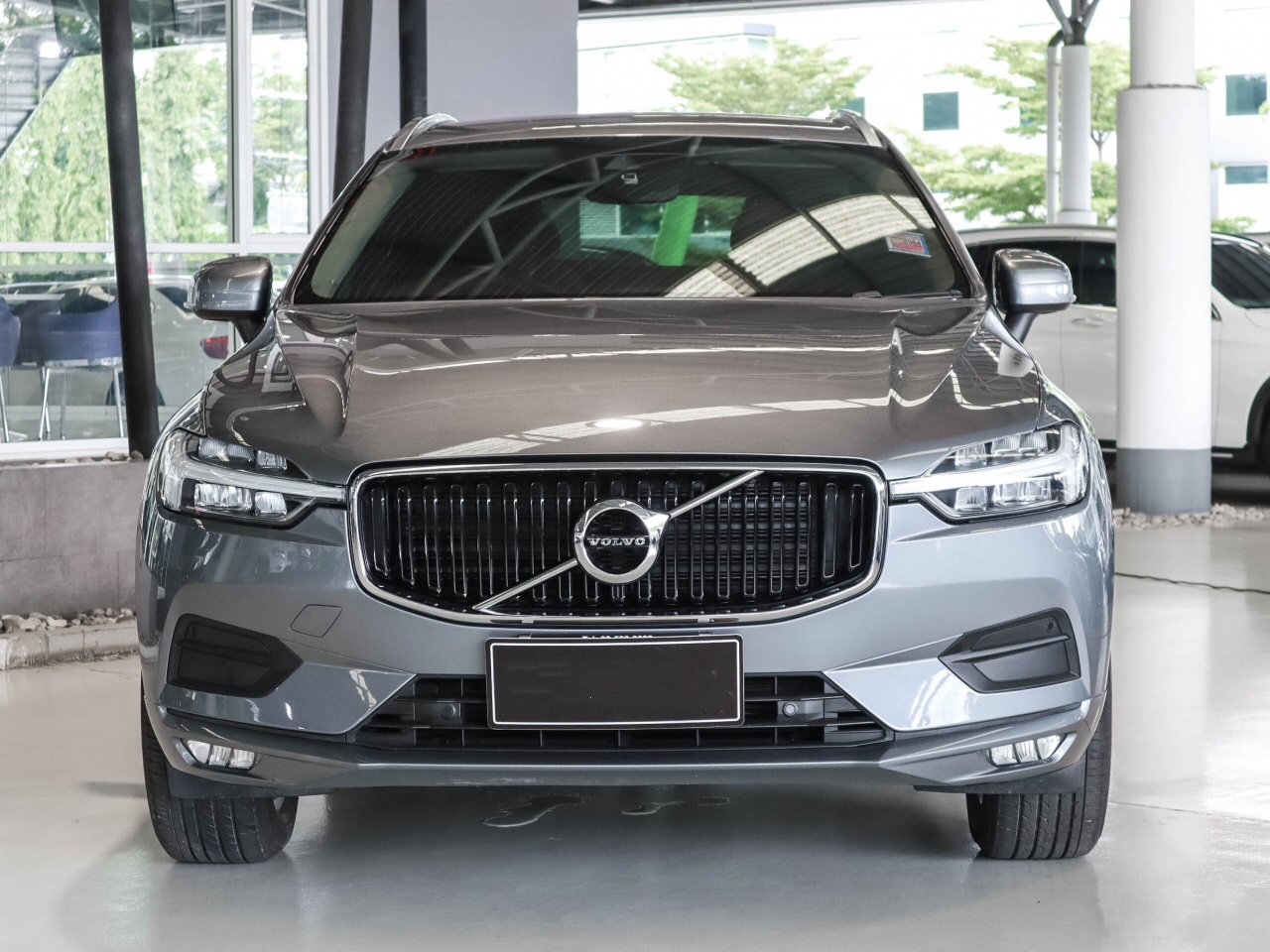Volvo XC 60 โฉมปี (17-25) 2.0 D4 Momentum AT4WD ปี 2018