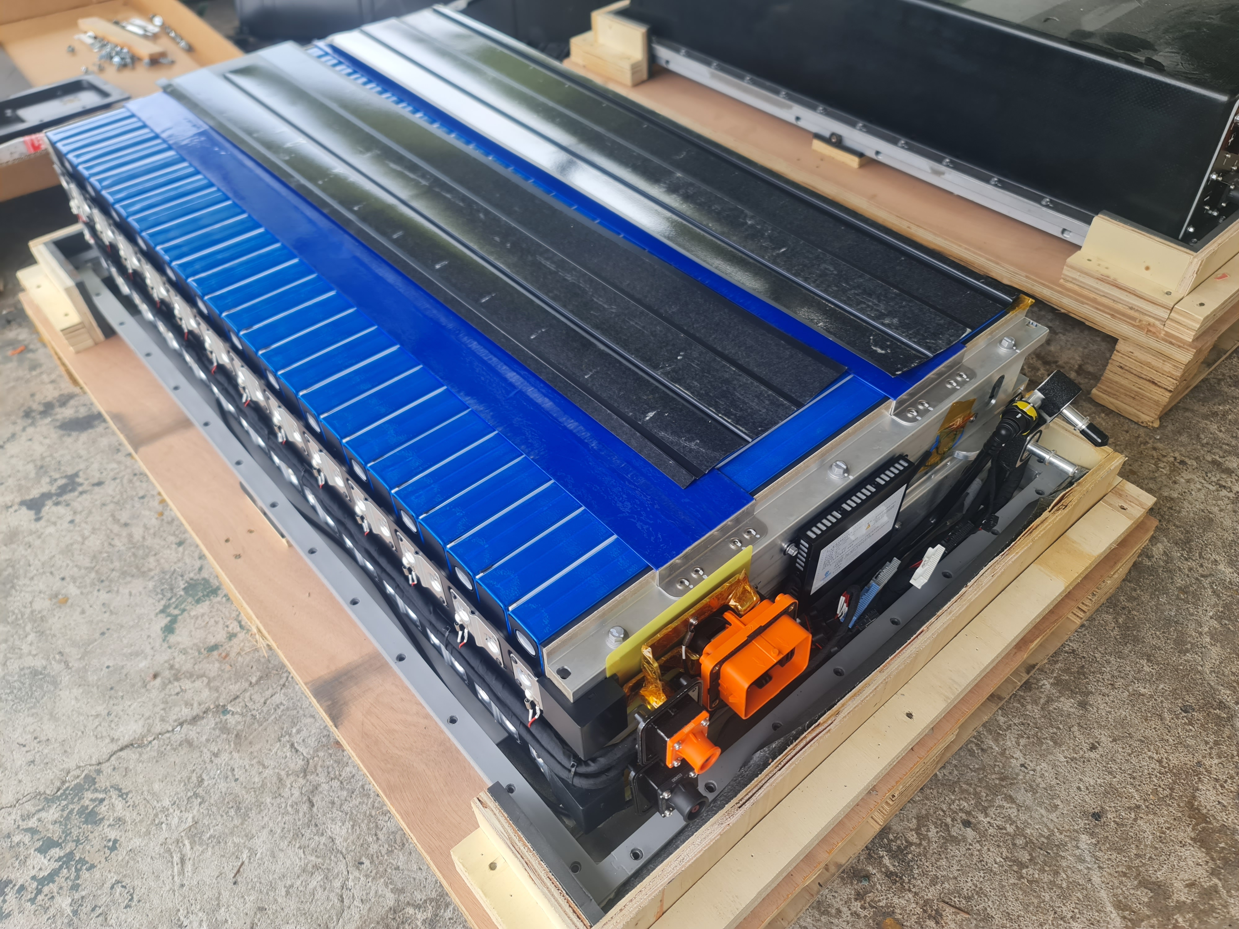 แบตเตอรี่ลิเทียม ประกอบแบตโฟคลิฟท์ตามสั่ง รถยกไฟฟ้า forklift 24v 48v