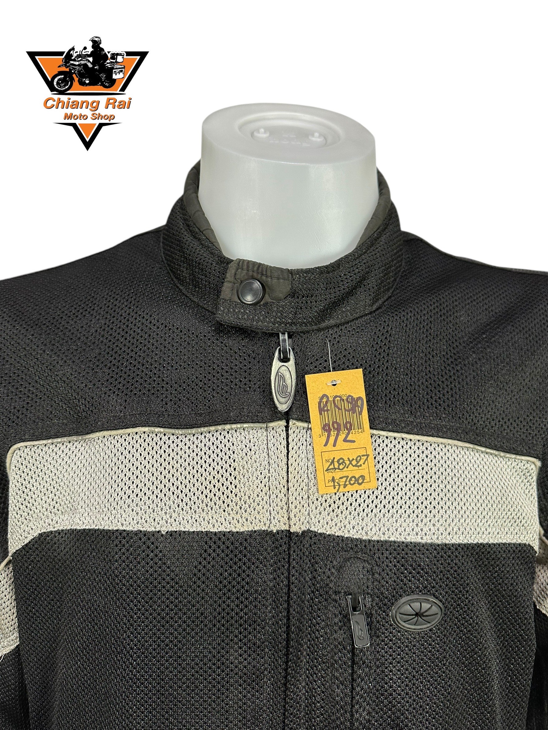 เสื้อขี่มอเตอร์ไซด์( มือสอง) RCSA 992 : อก 48" ยาว 27" (L) **FULMER**