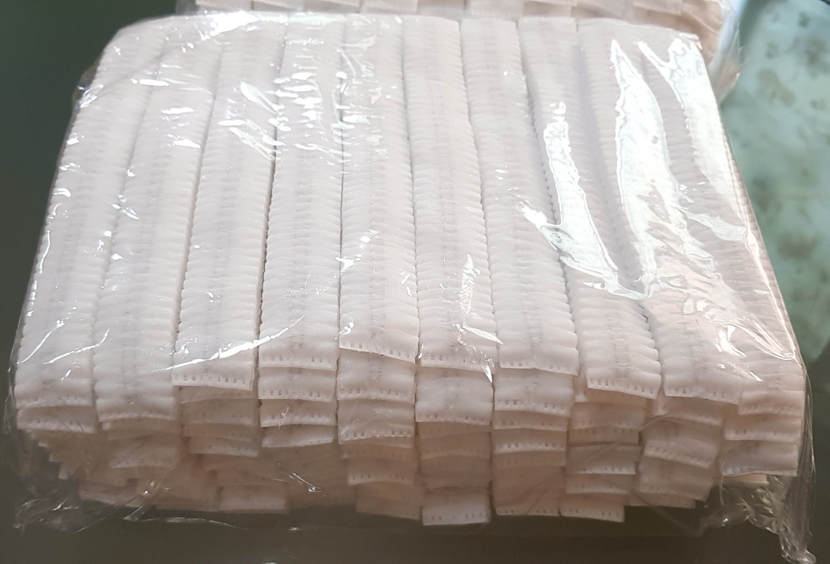 หมวกคลุมผมเยื่อกระดาษ เกรดใช้ในการแพทย์ (100 ชิ้น)