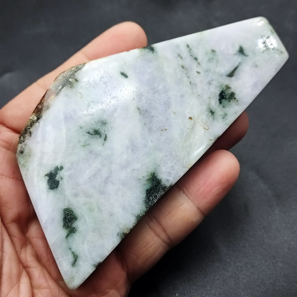 หยกม่วงพม่า Jade ตัดขัดเงา (221กรัม 11.5x5.5x1.6 ซม.)