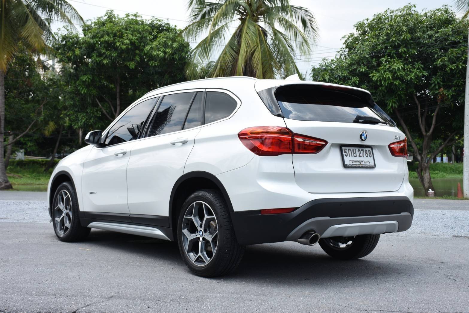 Bmw X1 sDrive18d xLine ปี 2016